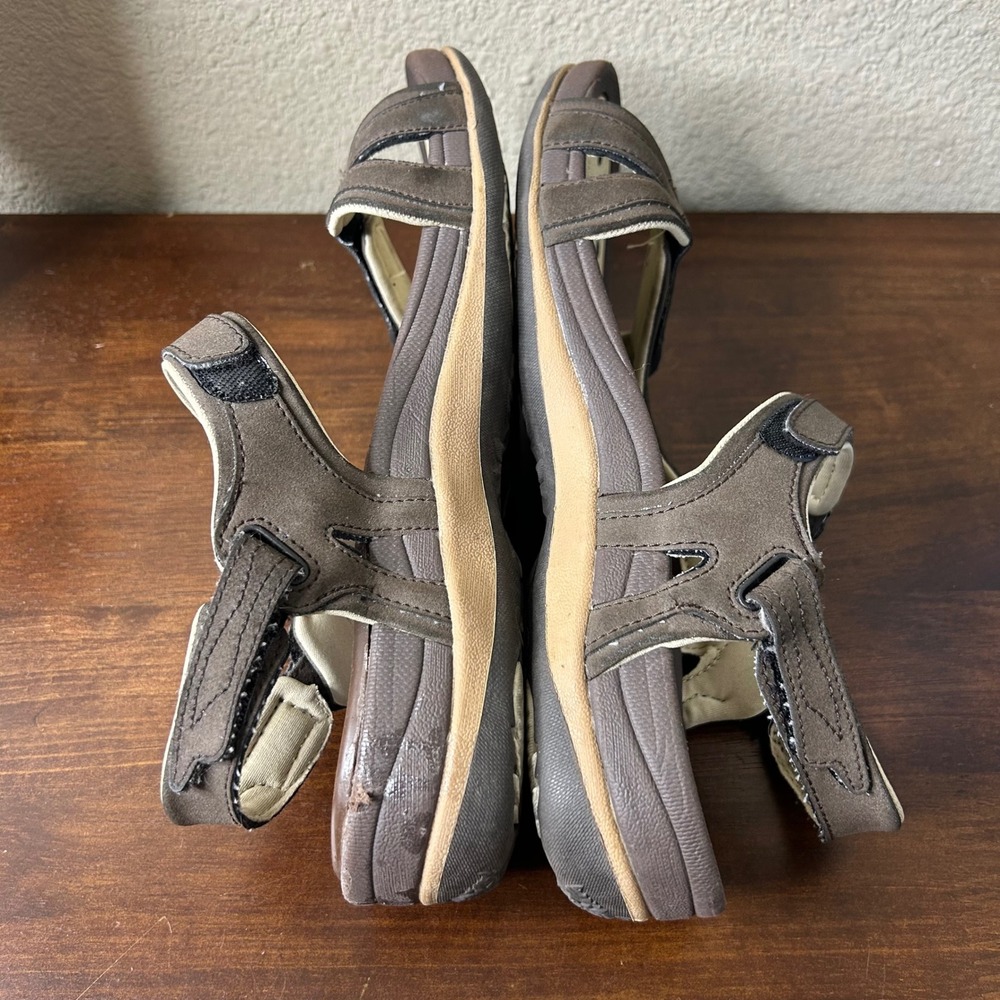 Gold Pigeon Sandals Size 38 US 7.5 Brown Butterfly Comfort Sport G9179W - Picture 4 of 8